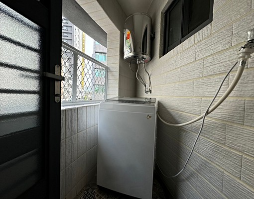 武廟正義商圈陽台套房B室 - Image 3