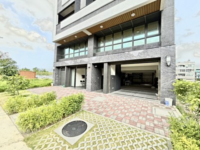 小資族首選｜公園麗堡全新美華廈｜晉京不動產