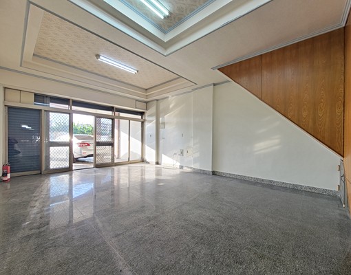 👍永康近永大路４房透天空屋－店住、住辦、辦公👍好停車 - Image 2