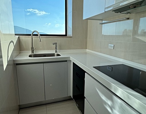 銀河F棟18樓超景觀全新裝璜三房+大車庫 - Image 4