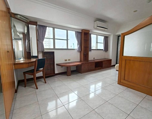 東區🔺電梯3房~實質樓中樓~附平車~家電俱全 - Image 3