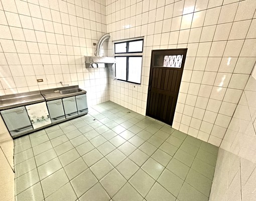 南屯區全新透天|可租補入籍神明廳|可營登|近烏日火車站 - 591租屋網 - Image 11