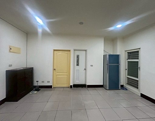 中壢火車站*家樂福*優質2房含車管 - Image 3