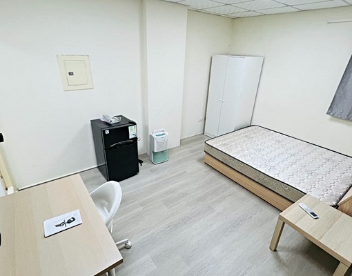 長春街獨洗獨曬\台電計費\可租補\木質地板\分離式冷氣 - Image 2