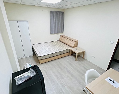 長春街獨洗獨曬\台電計費\可租補\木質地板\分離式冷氣 - Image 1