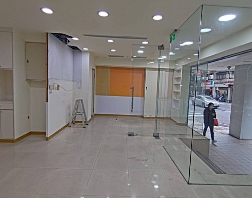 宜安路黃金店面~要看要快^^ - Image 4
