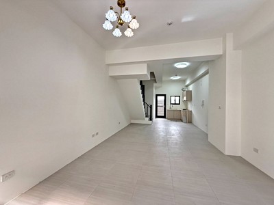 草屯出價就談【廣宣成家｜全新大4房｜雙車位社區別墅】