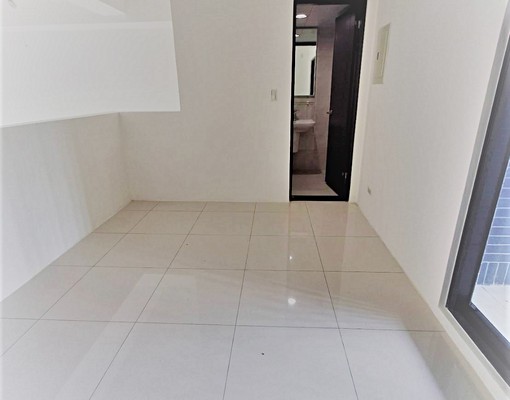 租華尚ART|挑高店面租金含管|適美容/教室/零售 - Image 11