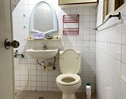 中山東路🔺車庫透天4房~家電俱全 - Image 11