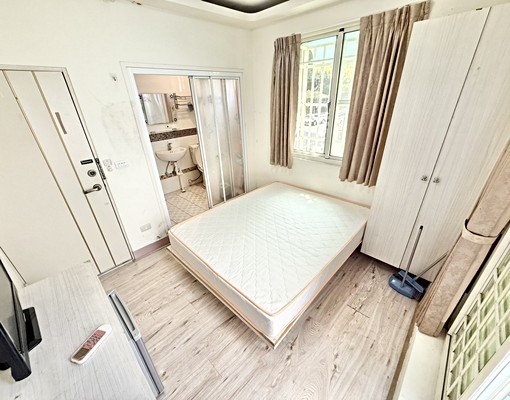 小洪精選-超CP陽台獨洗💜木質地板💜衛浴開窗💜便宜 - Image 3