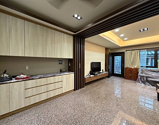 大肚正市區_社區三車位大別墅_有孝親房 - Image 5