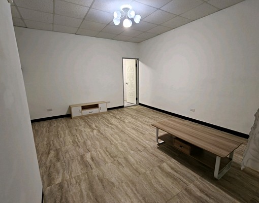 6樓整層住家近環球購物中心“降價了”使用空間大 - Image 8