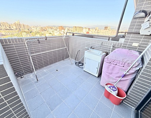 秒殺大兩房💗超大露臺💗走路百貨近火車站近一中💗平車 - Image 11