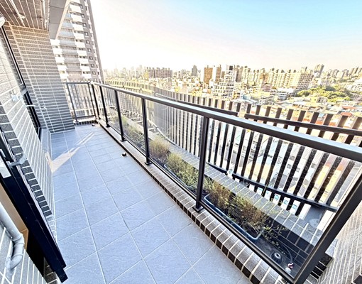 秒殺大兩房💗超大露臺💗走路百貨近火車站近一中💗平車 - Image 10