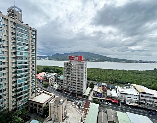 麗景社區看觀音山看河景全套家具兩房平面車位,可以租補入戶籍 - Image 7