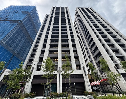 中信雅媚~禾川琚全新完工面河岸亮麗三房車~可租補小寵可談 - Image 2