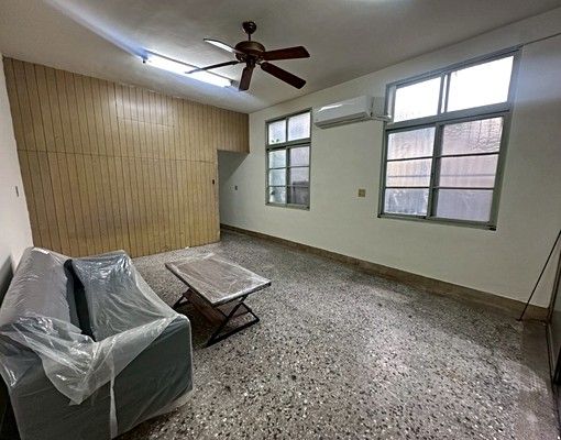 修平科大♡整棟透天♡可多租屋補助♡變頻冷氣♡門前可停汽車♡ - Image 2