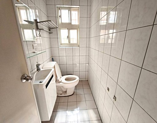 竹科園區旁金山商圈/電梯套房可租補 - Image 1