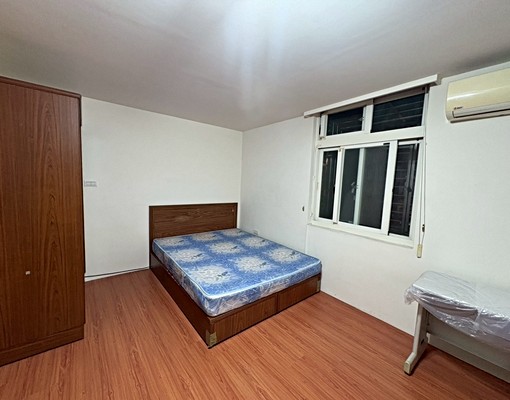 板新❣️免爬高/採光通風佳獨洗曬/傢俱齊全/生活機能佳🏠 - Image 1