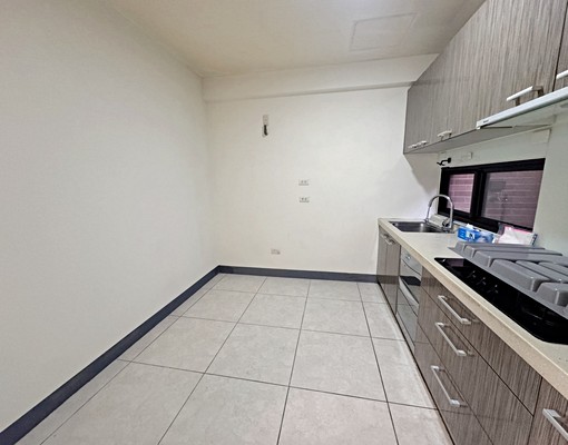 可寵|近交流道|社區型透天|門前雙車位 - Image 7