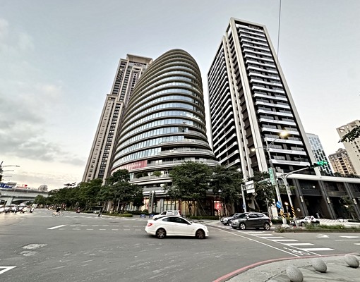 ✨【新莊副都心|全新裝潢2房2廳|坡平車位|雙捷運】✨含管 - Image 15