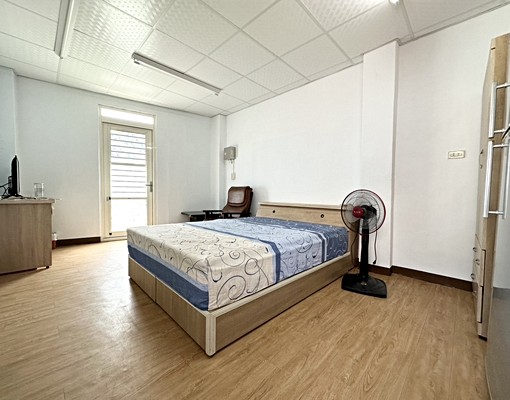 左營大路商圈透天店面 - Image 6