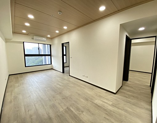 全新【A7捷運】詠勝市中欣|質感舒適|二房車(含車管) - Image 1