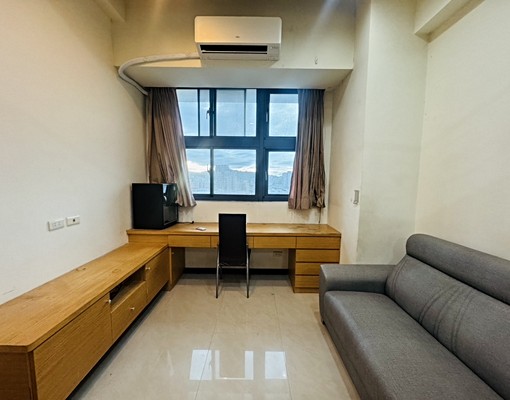 七張捷運樓上套房,出站就到家 - Image 1