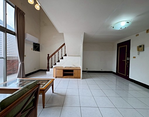 觀東帝國景觀3房采光、通風優+B1平車家具可談~不含稅~~ - Image 1