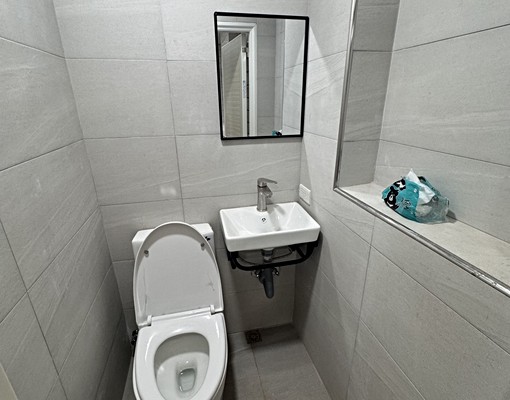 汐止大同路三段~火車站前一樓全新裝潢~可倉庫辦公室門前可臨停 - Image 11