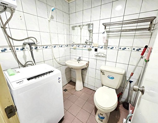 西屯逢甲夜市高檔電梯套房🤩可租補🤩有管理員👍獨洗曬👍 - Image 4