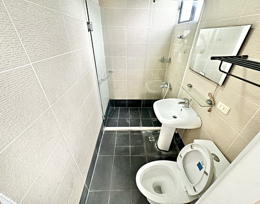 《無敵大空間》📣樂成公園✨可租補✨陽台獨洗✨子母車~機車位 - Image 8