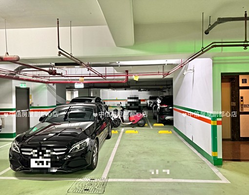 捷運幸福站~大空間三房平面車~可補助可入籍可寵~ - Image 1