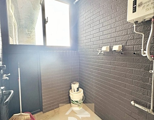 📍竹科上班十分鐘|精緻裝潢家俱電全沙發會補|租金含管 - Image 9