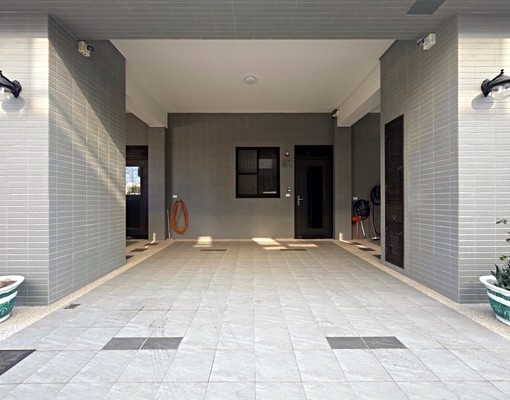 可談!稀有可神明廳可租補🅰️家俱全配🅰️騎樓停車四房別墅 - Image 2