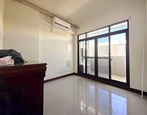 可談!稀有可神明廳可租補🅰️家俱全配🅰️騎樓停車四房別墅 - Image 13