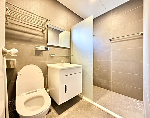 類一房一廳✨全包電5.5|可租補流理臺❤️乾溼分離|工業風 - Image 7