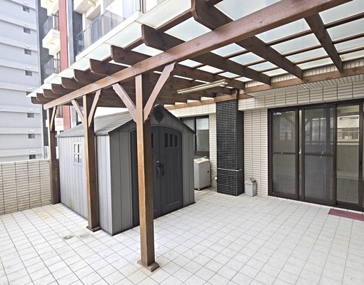 專任~市中心遠百超大露台大三房+B1平車 - Image 3