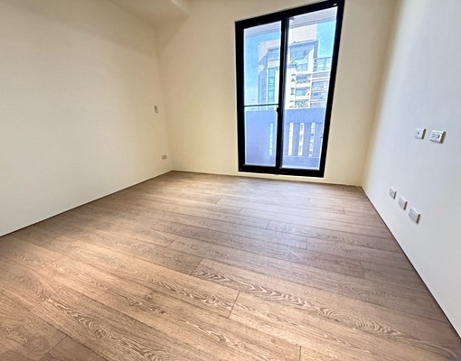 座落七期生活五期散步文心森林公園高樓雙平車 - Image 7