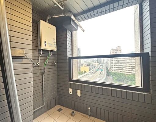 大橋頭🚝精裝潢邊間採光佳🌟系統收納空間🏘️拎包入住✅ - Image 16