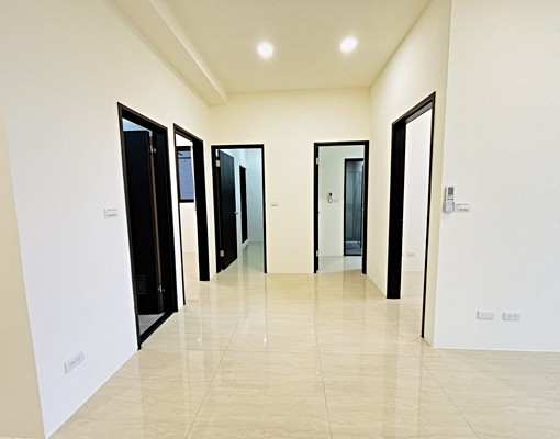 三重三房全新一手美景宅含車位 - Image 2