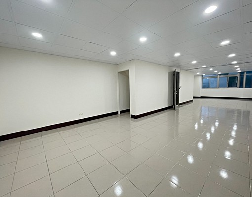 大連一街透天住辦✦近北門國小開放空間住辦皆宜獨立陽台可炊煮 - Image 2