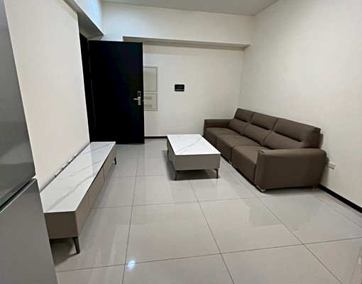 免仲介費~已有配合社宅業者~電梯2房~可申請租補~ - Image 1