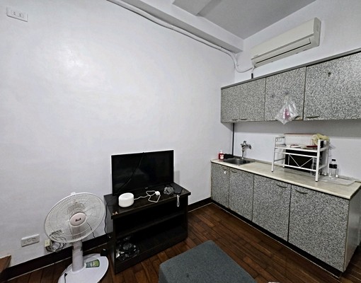 可租金補貼🎀朝陽公園1+1房⭐️獨立陽台 - Image 4