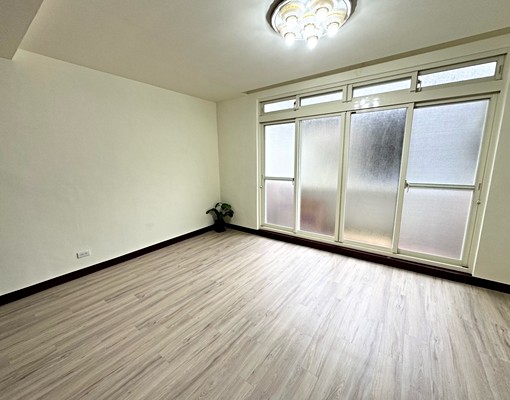 市府全新裝潢大三房/可補助/可寵物/台水台電 - Image 3