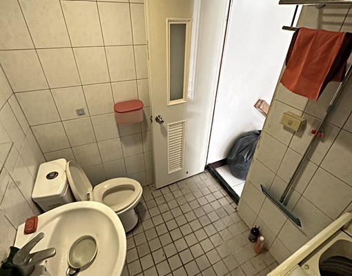 南門市場夜市寵物開窗電梯獨洗套房含管垃圾代收 - Image 6