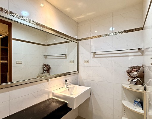 🍎拎包入住~巨蛋商圈捷運宅精緻裝潢2房+平車 - Image 13