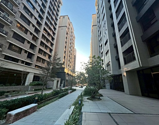 A近台元重劃區~可寵物大三房~近AI智慧含平車機車 - Image 13