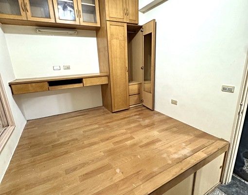 社宅『可租補戶籍』自立街一樓三房、大豐國小、大坪林站十分鐘 - Image 8