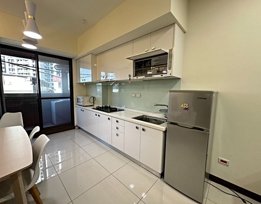 易居社會住宅✨土城捷運站六分鐘配備齊,車另可租補 - Image 2